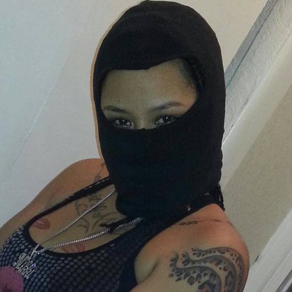 Meet your Posher, Nikki - Picture 1 of 1